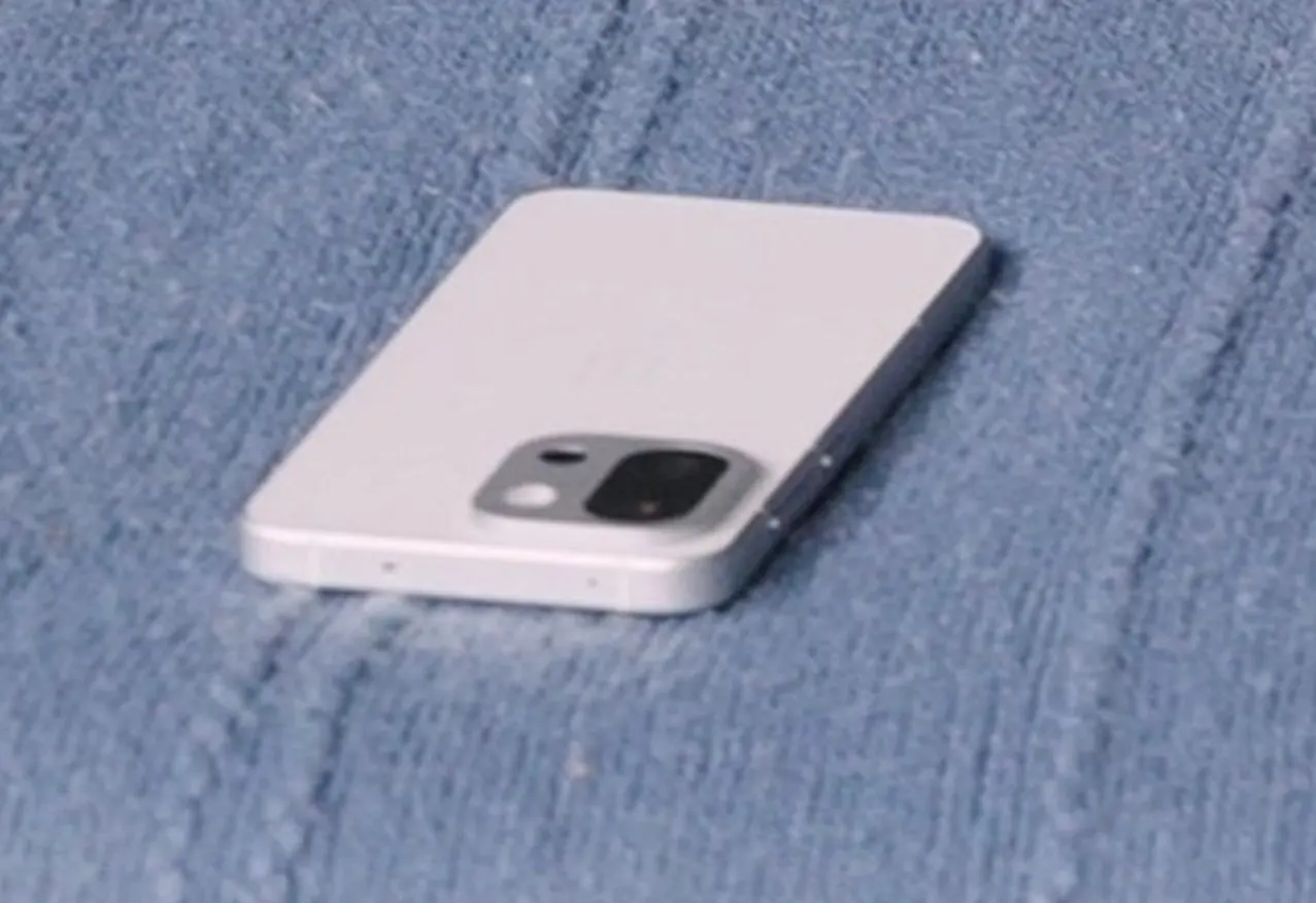 OnePlus 13T live image